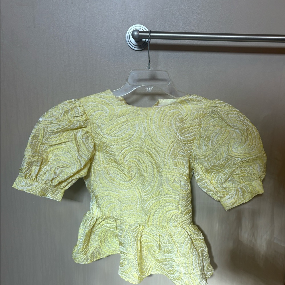 Yellow puff sleeve top